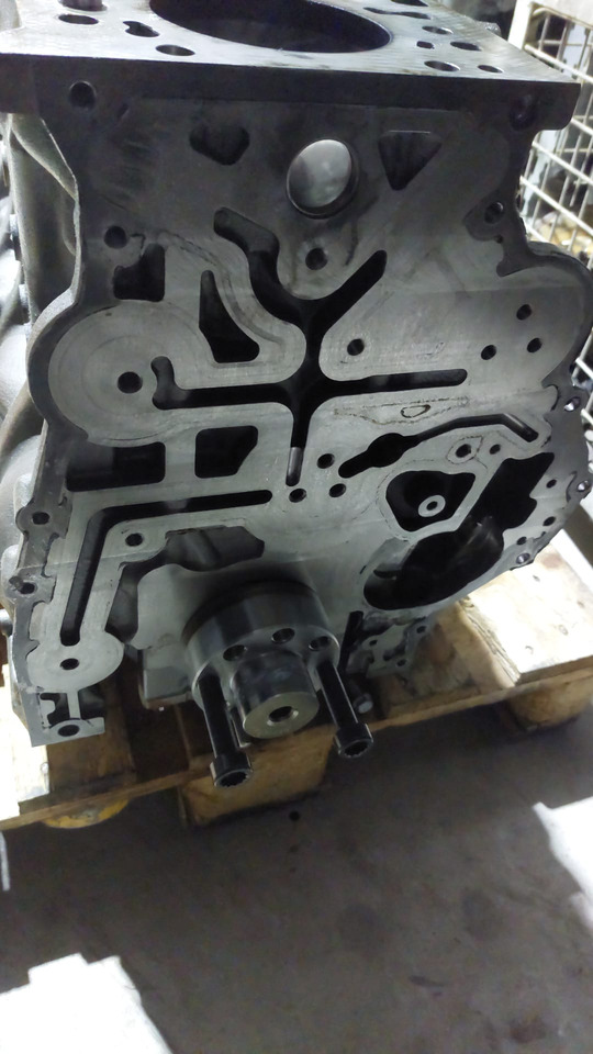 Mercedes Citaro M 936 G natural-gas engine CNG - Atsarginės dalys - Autobusas: foto 2 Mercedes Citaro M 936 G natural-gas engine CNG - Atsarginės dalys - Autobusas: foto 2