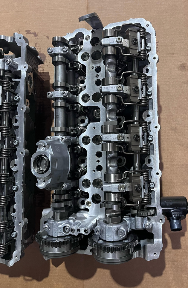 BMW BMW Cylinderheads M5 F90 M8 F91 F92 F93 - Cilindrų blokas: foto 3 BMW BMW Cylinderheads M5 F90 M8 F91 F92 F93 - Cilindrų blokas: foto 3