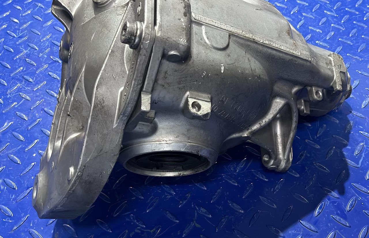 BMW Rear Differential xDrive 8643137-01 - Transmisija: foto 5 BMW Rear Differential xDrive 8643137-01 - Transmisija: foto 5