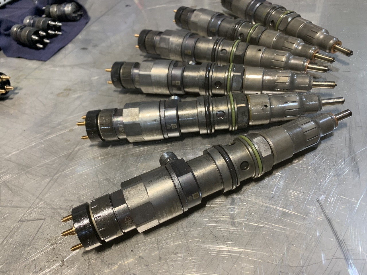 Injectors Detroit Diesel DD15 A4710700887 0445120386 - Purkštukas - Sunkvežimis: foto 3 Injectors Detroit Diesel DD15 A4710700887 0445120386 - Purkštukas - Sunkvežimis: foto 3