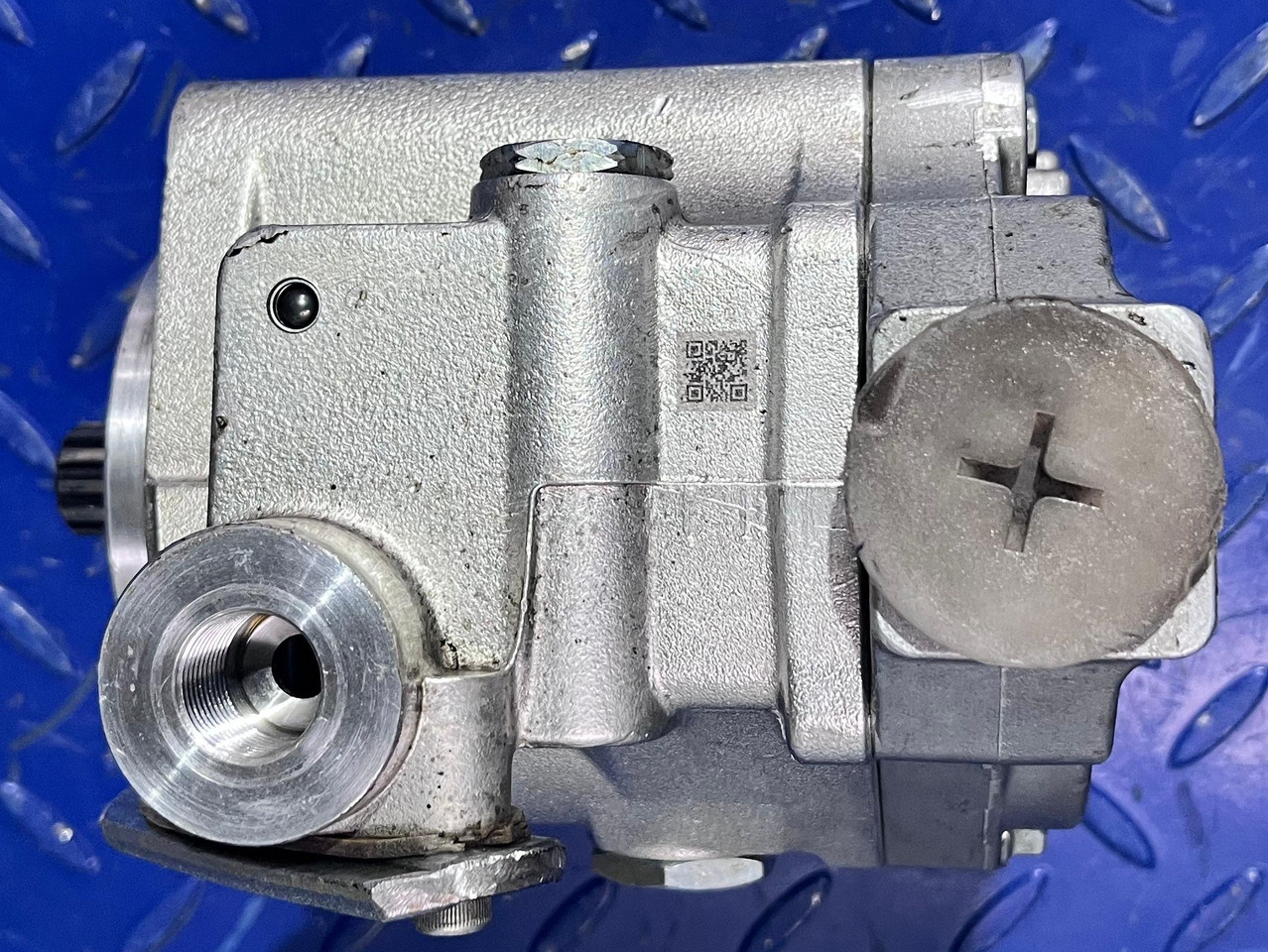 Mercedes Actros MP4 Servo Pump A9604600280 - Stiprintuvo siurblys - Sunkvežimis: foto 1 Mercedes Actros MP4 Servo Pump A9604600280 - Stiprintuvo siurblys - Sunkvežimis: foto 1