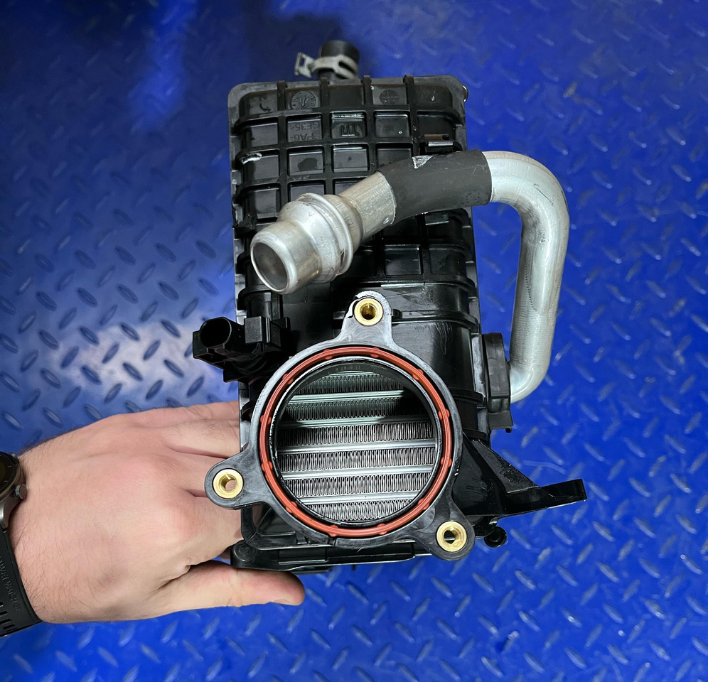 Mercedes Benz A6560900037 / A6560900137 / A6549060000 - Įsiurbimo kolektorius: foto 4 Mercedes Benz A6560900037 / A6560900137 / A6549060000 - Įsiurbimo kolektorius: foto 4