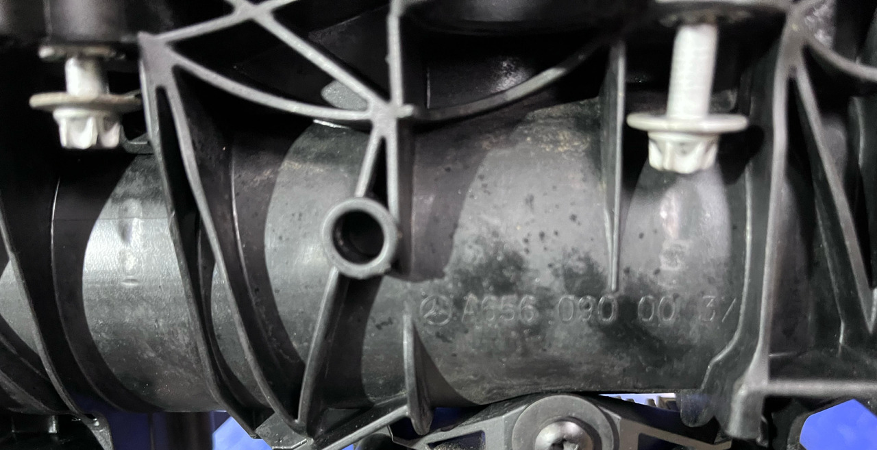 Mercedes Benz A6560900037 / A6560900137 / A6549060000 - Įsiurbimo kolektorius: foto 5 Mercedes Benz A6560900037 / A6560900137 / A6549060000 - Įsiurbimo kolektorius: foto 5