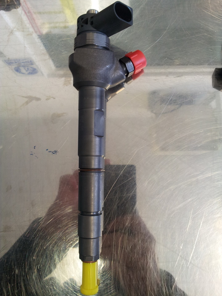 Mercedes Vito V Class A6510703187 Euro 6 0445110574 - Purkštukas - Komercinis automobilis: foto 1 Mercedes Vito V Class A6510703187 Euro 6 0445110574 - Purkštukas - Komercinis automobilis: foto 1