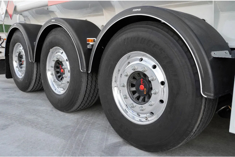 Nauja Puspriekabė cisterna Diversen EFEMMAK Fuel tank semi-trailer 36.000 liter ADR: foto 6
