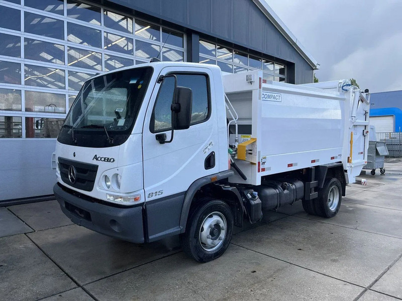 Mercedes-Benz Accelo 815 4x2 Garbage Compactor (2 units) Accelo 815 4x2 Garbage Compactor (2 units) - Šiukšliavežis: foto 1 Mercedes-Benz Accelo 815 4x2 Garbage Compactor (2 units) Accelo 815 4x2 Garbage Compactor (2 units) - Šiukšliavežis: foto 1