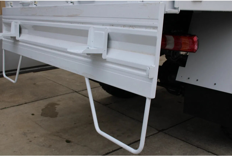 Mercedes-Benz Arocs 1836 A 4x4 Cargo Truck - Tentinis sunkvežimis: foto 5 Mercedes-Benz Arocs 1836 A 4x4 Cargo Truck - Tentinis sunkvežimis: foto 5