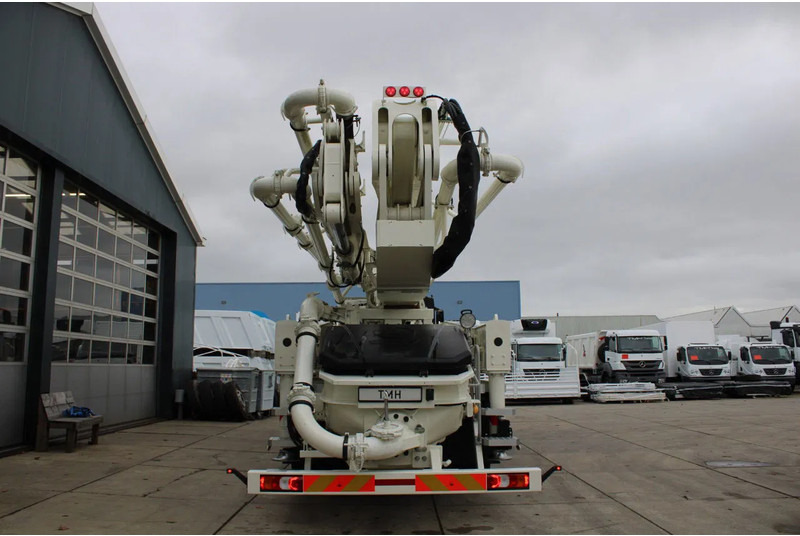 Mercedes-Benz Arocs 4140 8x4 Sany SY49 Concrete Pump Build by Putzmeister - Betono siurblys: foto 5 Mercedes-Benz Arocs 4140 8x4 Sany SY49 Concrete Pump Build by Putzmeister - Betono siurblys: foto 5