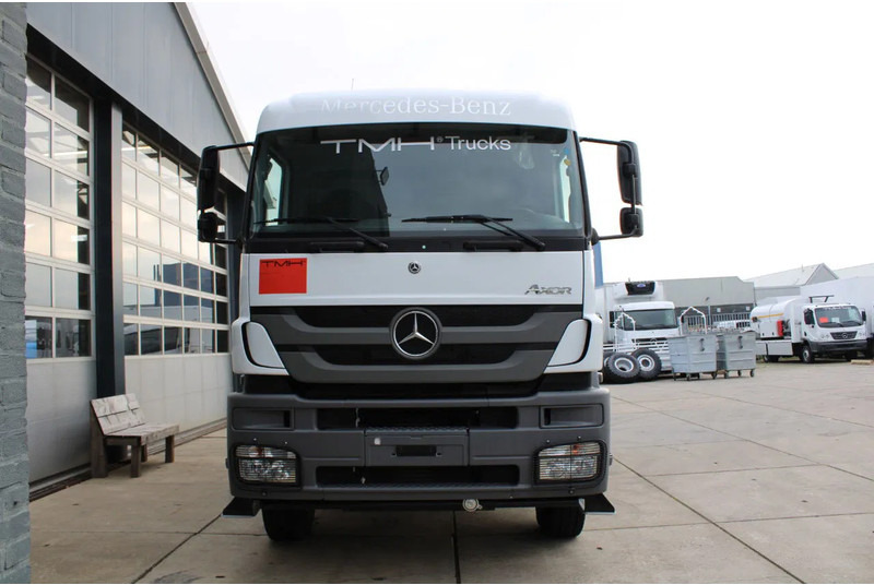 Mercedes-Benz Axor 3344 K 6x4 Tipper Truck - Savivartis sunkvežimis: foto 5 Mercedes-Benz Axor 3344 K 6x4 Tipper Truck - Savivartis sunkvežimis: foto 5