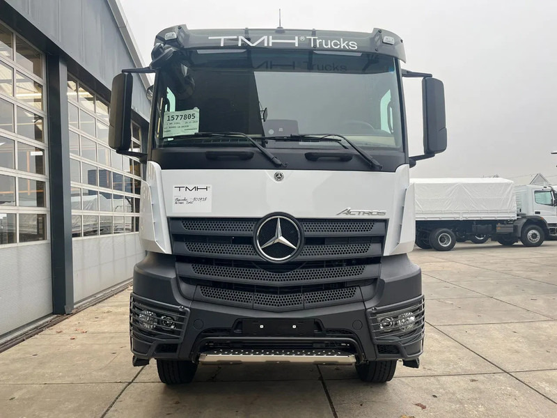 Mercedes-Benz Actros 2045 S 4x2 Tractor Head - Vilkikas: foto 4 Mercedes-Benz Actros 2045 S 4x2 Tractor Head - Vilkikas: foto 4