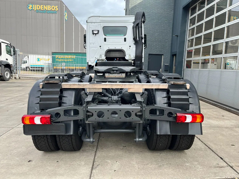 Mercedes-Benz Actros 3340 S 6x4 Tractor Head - Vilkikas: foto 5 Mercedes-Benz Actros 3340 S 6x4 Tractor Head - Vilkikas: foto 5