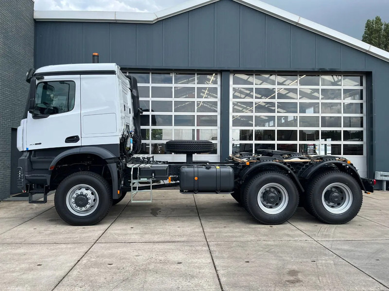 Mercedes-Benz Arocs 4058 AS 6x6 Tractor Head 180T Push Pull (Pre order) - Vilkikas: foto 2 Mercedes-Benz Arocs 4058 AS 6x6 Tractor Head 180T Push Pull (Pre order) - Vilkikas: foto 2