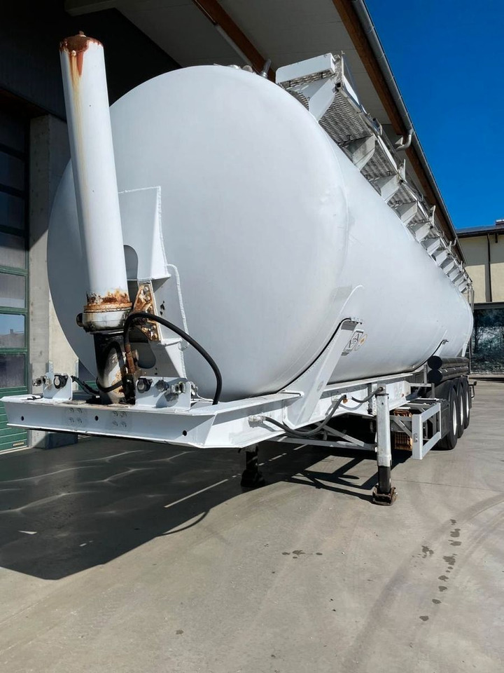 Feldbinder KIP 60 3 - Silo cisterna: foto 3 Feldbinder KIP 60 3 - Silo cisterna: foto 3