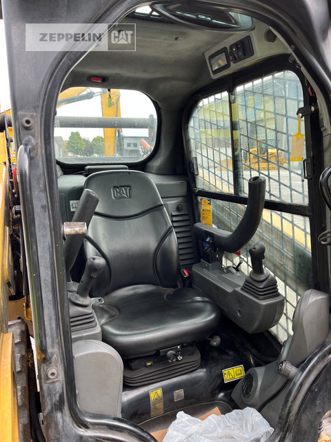 Mini krautuvas Cat 259D: foto 10