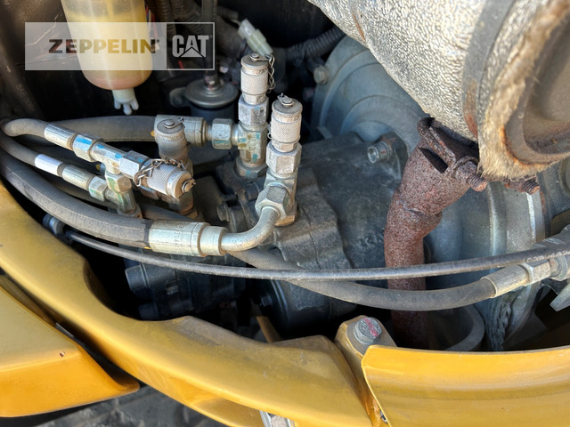 Mini ekskavatorius Cat 302.7D: foto 17