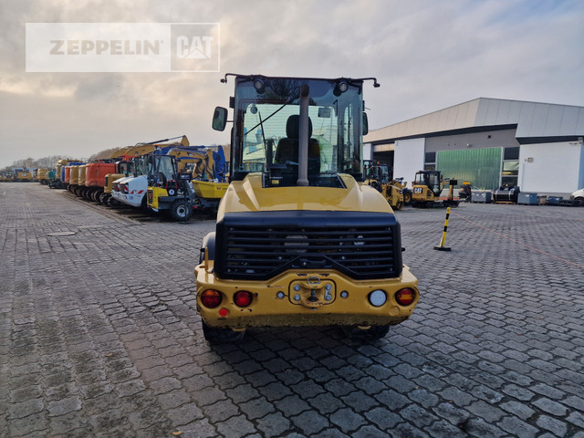 Cat 907M - Ratinis krautuvas: foto 5 Cat 907M - Ratinis krautuvas: foto 5