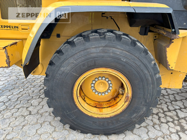 Ratinis krautuvas Cat 926M: foto 12
