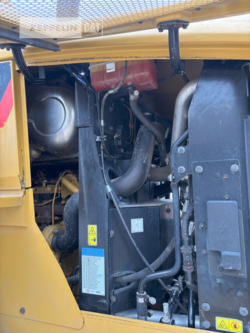 Ratinis krautuvas Cat 926M: foto 21