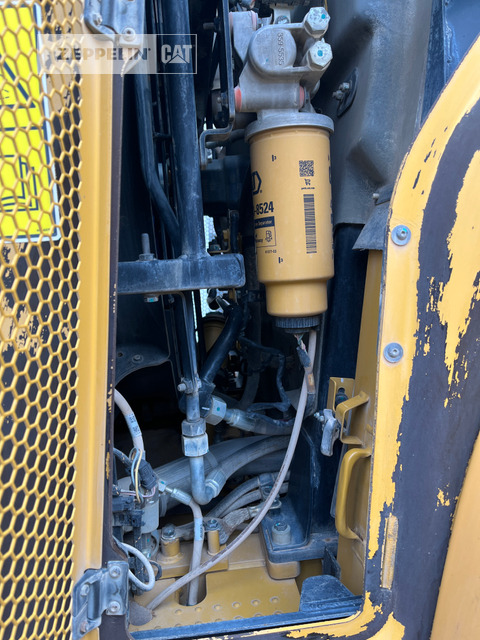 Ratinis krautuvas Cat 966M: foto 17