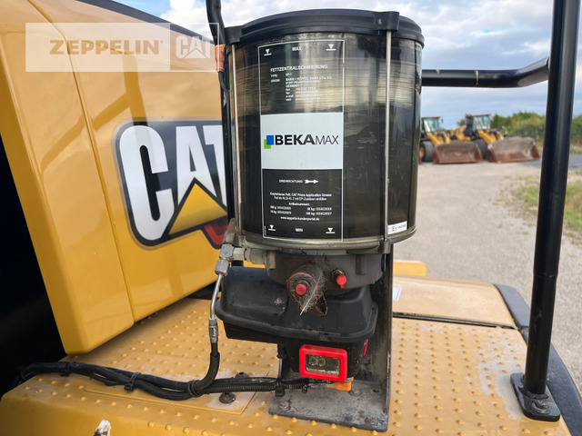 Ratinis krautuvas Cat 966M: foto 33