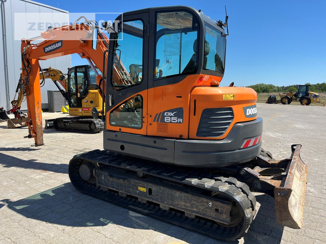 Doosan DX85R-3 - Mini ekskavatorius: foto 3 Doosan DX85R-3 - Mini ekskavatorius: foto 3