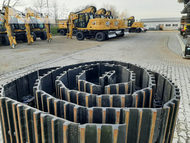 Sonstiges 325-07 Laufwerk 600m - Vikšrai - Statybinė technika: foto 4 Sonstiges 325-07 Laufwerk 600m - Vikšrai - Statybinė technika: foto 4