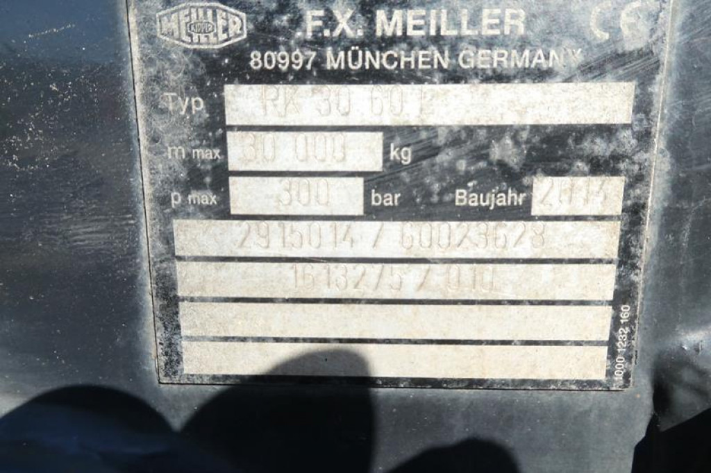 MAN TG-S 35.480 8x4 BL Abrollkipper mit Kran Penz-15L9.80+Meiller RK 30.60L Lenk-Lift Achse - Hook-lift sunkvežimis, Sunkvežimis su kranu: foto 4 MAN TG-S 35.480 8x4 BL Abrollkipper mit Kran Penz-15L9.80+Meiller RK 30.60L Lenk-Lift Achse - Hook-lift sunkvežimis, Sunkvežimis su kranu: foto 4