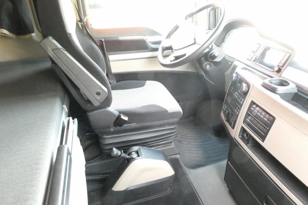 MAN TG-X 24.500 6x2-4 LL-U Pritsche Maschinentransporter - Platforminis/ Bortinis sunkvežimis: foto 3 MAN TG-X 24.500 6x2-4 LL-U Pritsche Maschinentransporter - Platforminis/ Bortinis sunkvežimis: foto 3