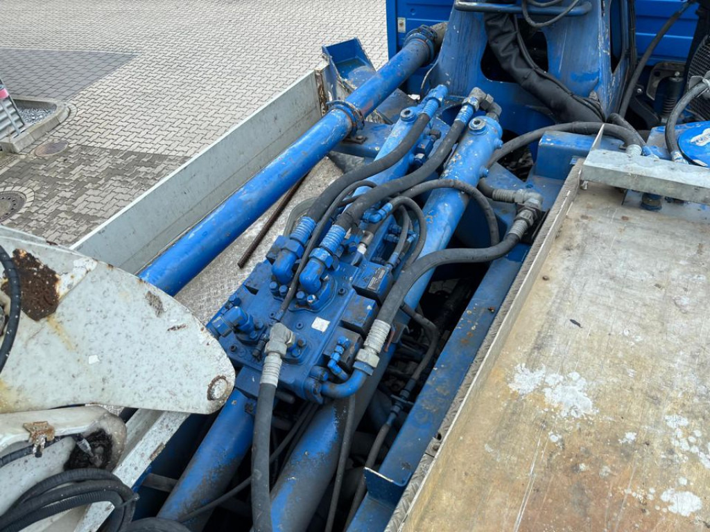MERCEDES-BENZ Actros 2632 6x4 Betonpumpe Schwing 24m - Betono siurblys: foto 5 MERCEDES-BENZ Actros 2632 6x4 Betonpumpe Schwing 24m - Betono siurblys: foto 5