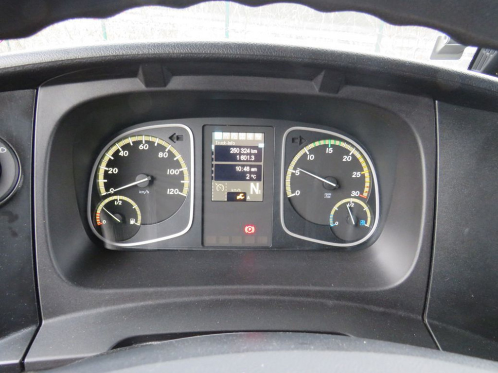 MERCEDES-BENZ Atego 1527 L Pritsche LBW - Tentinis sunkvežimis: foto 3 MERCEDES-BENZ Atego 1527 L Pritsche LBW - Tentinis sunkvežimis: foto 3