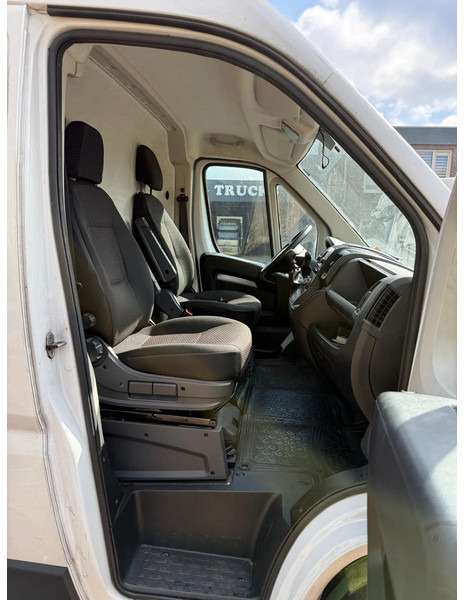 Opel Movano 2.2 diesel lang en hoog met laadklep, motor problemen... - Krovininis mikroautobusas: foto 4 Opel Movano 2.2 diesel lang en hoog met laadklep, motor problemen... - Krovininis mikroautobusas: foto 4