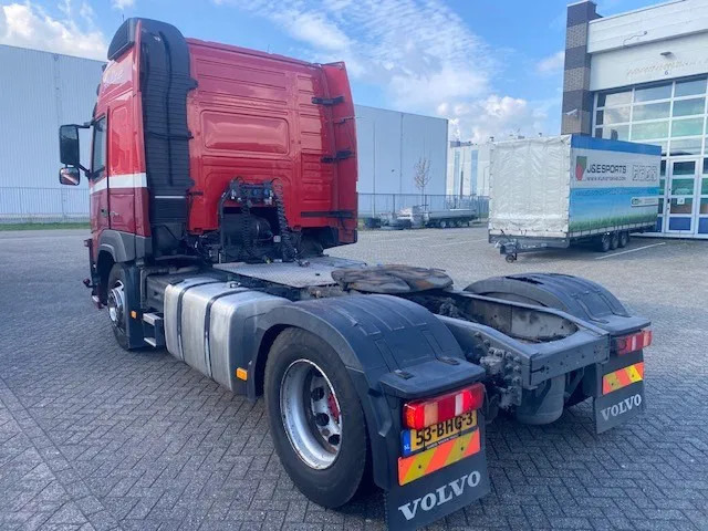 Volvo FM 410 globetrotter, euro 6, pto. - Vilkikas: foto 4 Volvo FM 410 globetrotter, euro 6, pto. - Vilkikas: foto 4