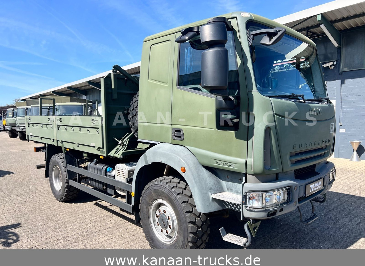 Iveco ML100E22WM-BW 4x4 Miltär Camper Exped 19 TKm - Platforminis/ Bortinis sunkvežimis: foto 2 Iveco ML100E22WM-BW 4x4 Miltär Camper Exped 19 TKm - Platforminis/ Bortinis sunkvežimis: foto 2