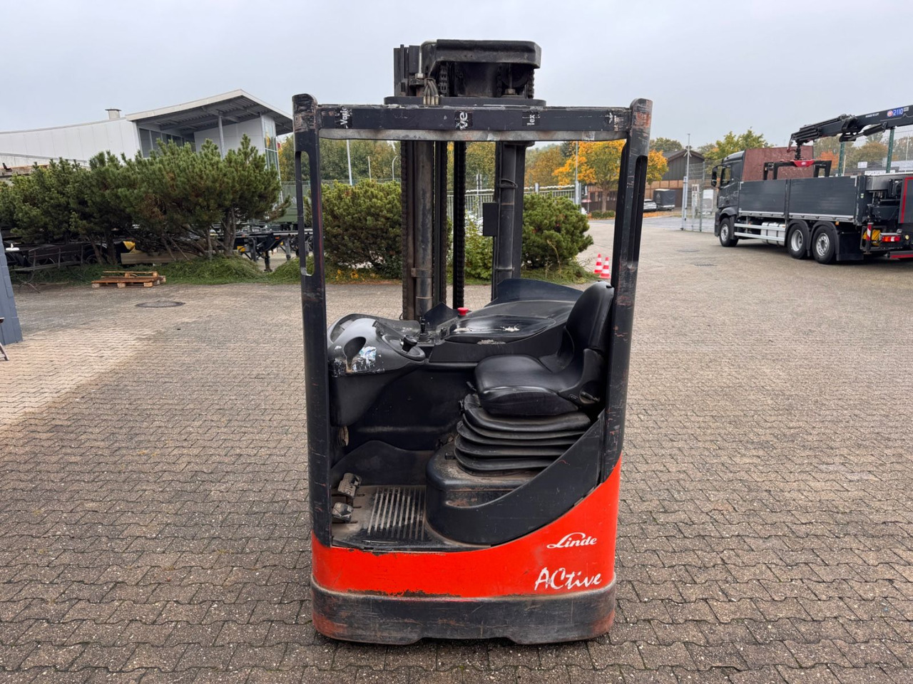 Linde R 20 S Active 5.40 höhe 2t - Krautuvas su šakėmis: foto 3 Linde R 20 S Active 5.40 höhe 2t - Krautuvas su šakėmis: foto 3