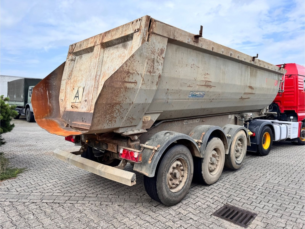 Menci SA700R Kipper Mulde 27m³ Lift Stahl Stück - Savivartis puspriekabė: foto 5 Menci SA700R Kipper Mulde 27m³ Lift Stahl Stück - Savivartis puspriekabė: foto 5