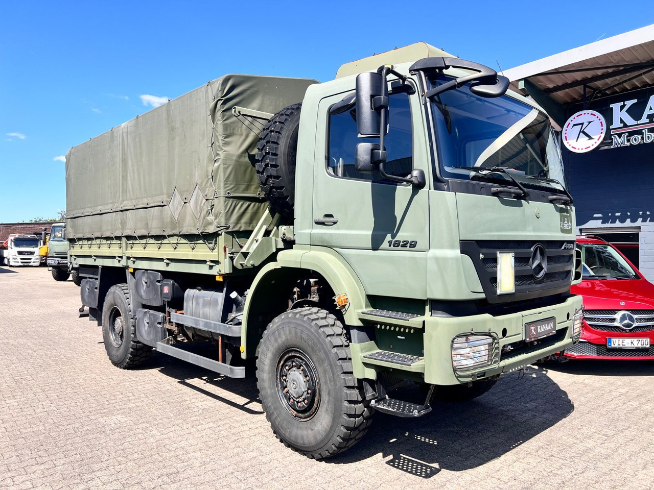 Mercedes-Benz 1829 A Axor 4x4 EX- 31 TKM Camper Expedi - Tentinis sunkvežimis: foto 1 Mercedes-Benz 1829 A Axor 4x4 EX- 31 TKM Camper Expedi - Tentinis sunkvežimis: foto 1