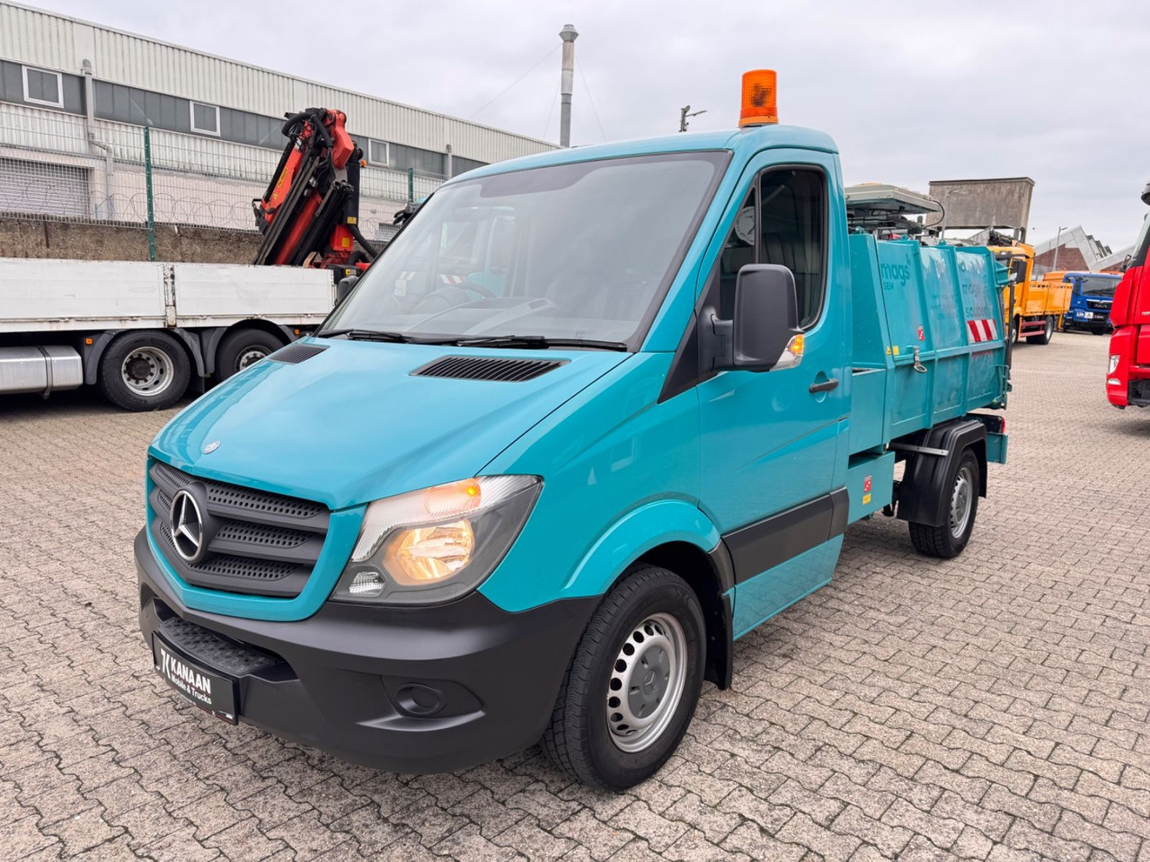 Mercedes-Benz 313 CDI Sprinter II Bertsche Müllwagen Tafel - Šiukšliavežis: foto 2 Mercedes-Benz 313 CDI Sprinter II Bertsche Müllwagen Tafel - Šiukšliavežis: foto 2
