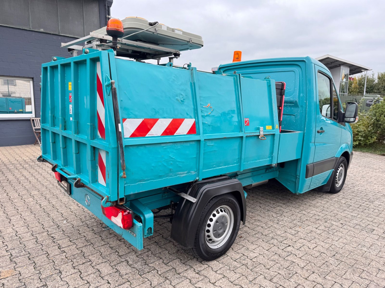 Mercedes-Benz 313 CDI Sprinter II Bertsche Müllwagen Tafel - Šiukšliavežis: foto 5 Mercedes-Benz 313 CDI Sprinter II Bertsche Müllwagen Tafel - Šiukšliavežis: foto 5