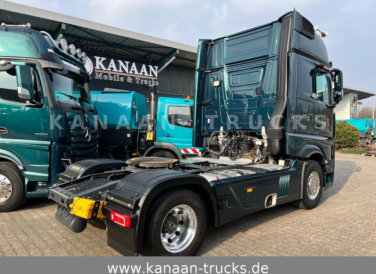Mercedes-Benz 1858 LS Actros 5 GigaSpace leder Xenon 1860 1863 - Vilkikas: foto 4 Mercedes-Benz 1858 LS Actros 5 GigaSpace leder Xenon 1860 1863 - Vilkikas: foto 4
