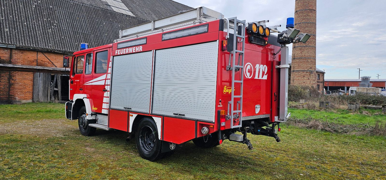 MAN Feuerwehr Löschfahrzeug 14.264 Autobomba - Sunkvežimis: foto 3 MAN Feuerwehr Löschfahrzeug 14.264 Autobomba - Sunkvežimis: foto 3