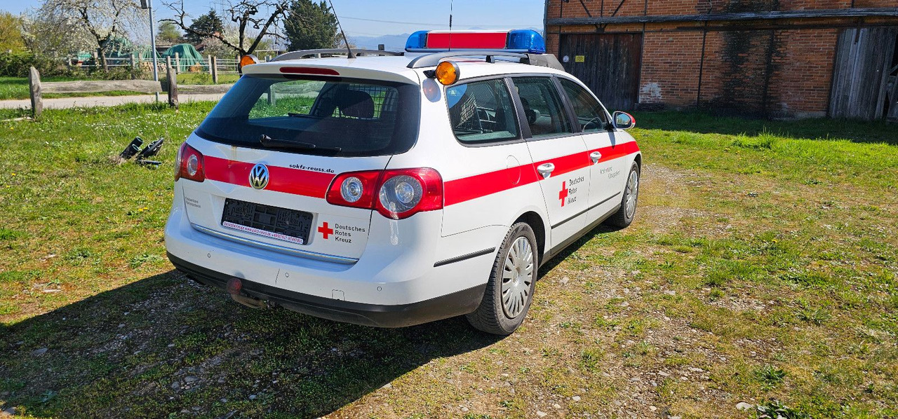 Volkswagen Allrad Feuerwehr Kommandowagen HVO KDOW ELW - Sedanas: foto 4 Volkswagen Allrad Feuerwehr Kommandowagen HVO KDOW ELW - Sedanas: foto 4
