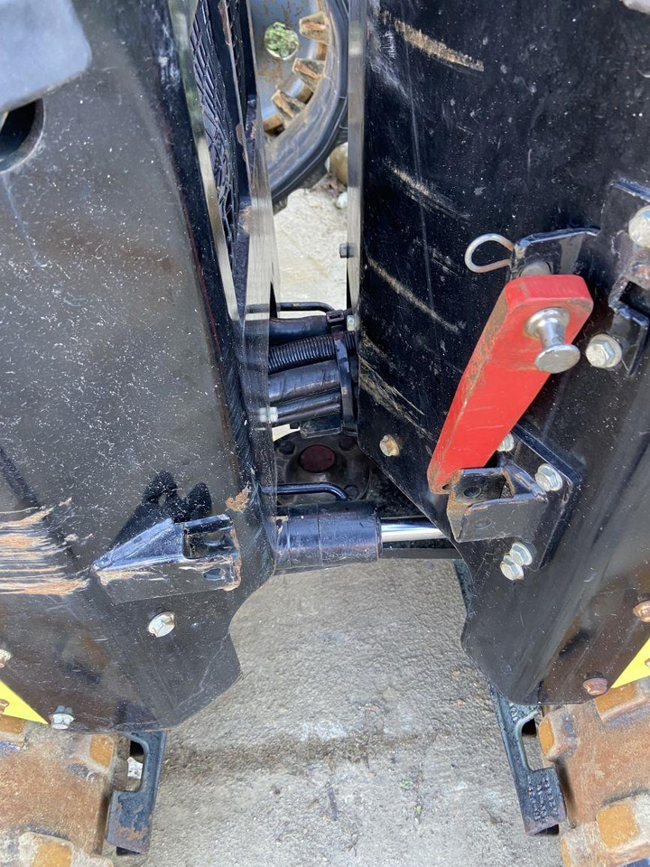 Ammann Rammax 1575 (1324) - Kompaktorius: foto 5 Ammann Rammax 1575 (1324) - Kompaktorius: foto 5