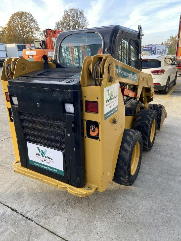 CAT 226 D3 (5867) - Mini krautuvas: foto 3 CAT 226 D3 (5867) - Mini krautuvas: foto 3