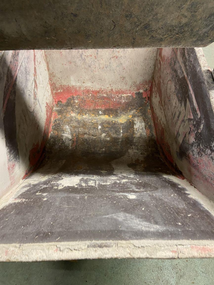 Hinowa HS1102 (4350) - Mini savivartis: foto 2 Hinowa HS1102 (4350) - Mini savivartis: foto 2