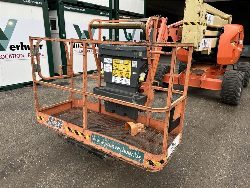 JLG 450AJ (3216) - Alkūninis keltuvas: foto 2 JLG 450AJ (3216) - Alkūninis keltuvas: foto 2