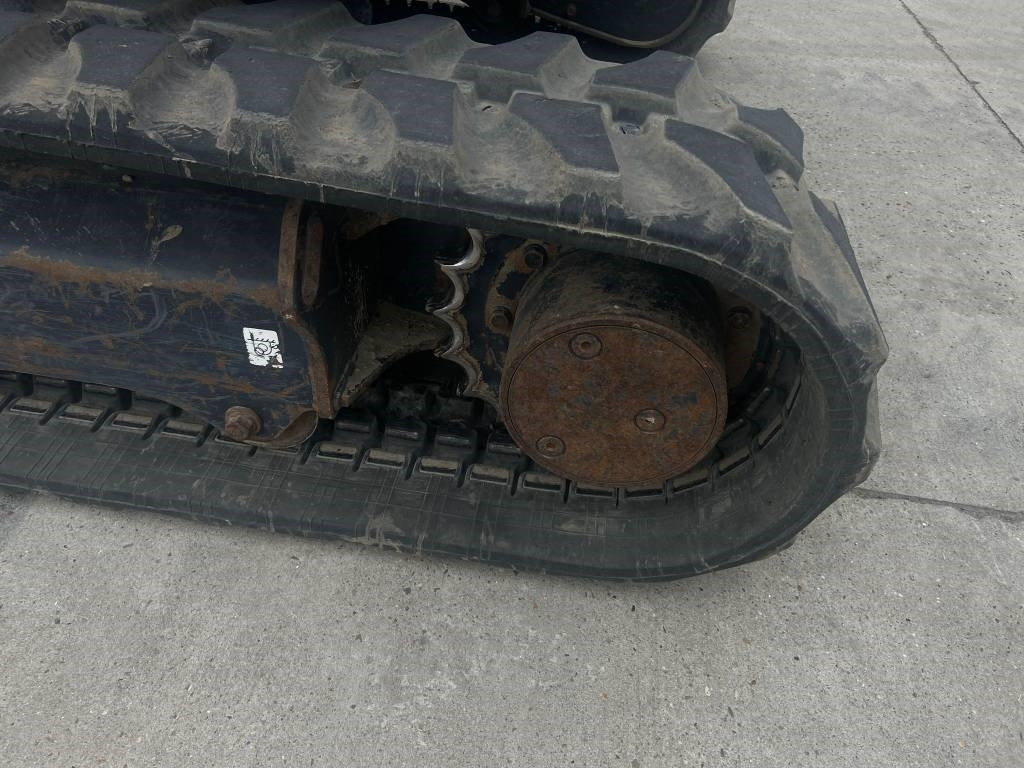 Kubota U 36-4 - Mini ekskavatorius: foto 5 Kubota U 36-4 - Mini ekskavatorius: foto 5