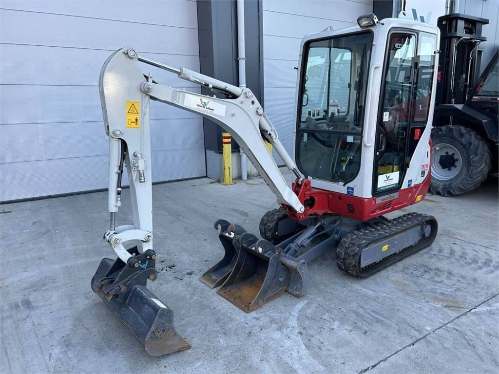 Takeuchi TB216 (11387) - Mini ekskavatorius: foto 3 Takeuchi TB216 (11387) - Mini ekskavatorius: foto 3
