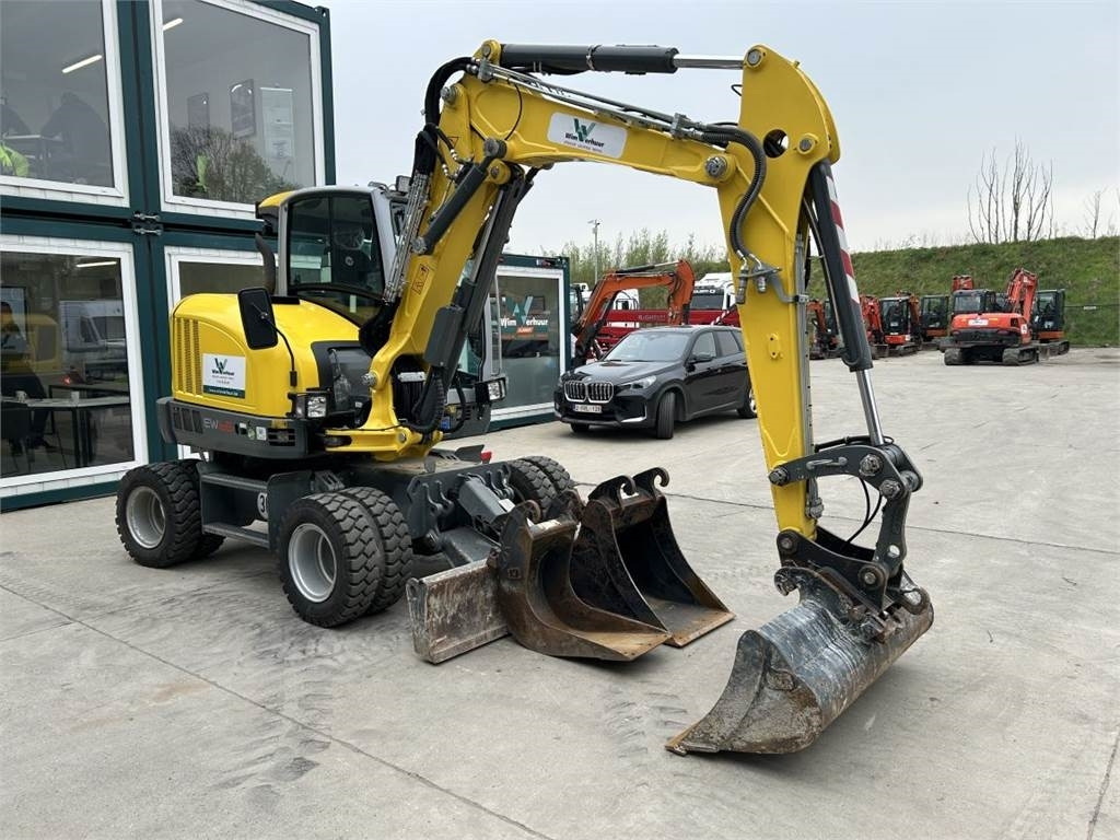 Wacker Neuson EW65 (8946) - Ratinis ekskavatorius: foto 4 Wacker Neuson EW65 (8946) - Ratinis ekskavatorius: foto 4