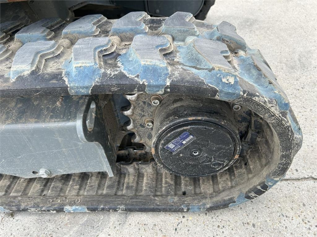 Wacker Neuson EZ26 (9921) - Mini ekskavatorius: foto 5 Wacker Neuson EZ26 (9921) - Mini ekskavatorius: foto 5