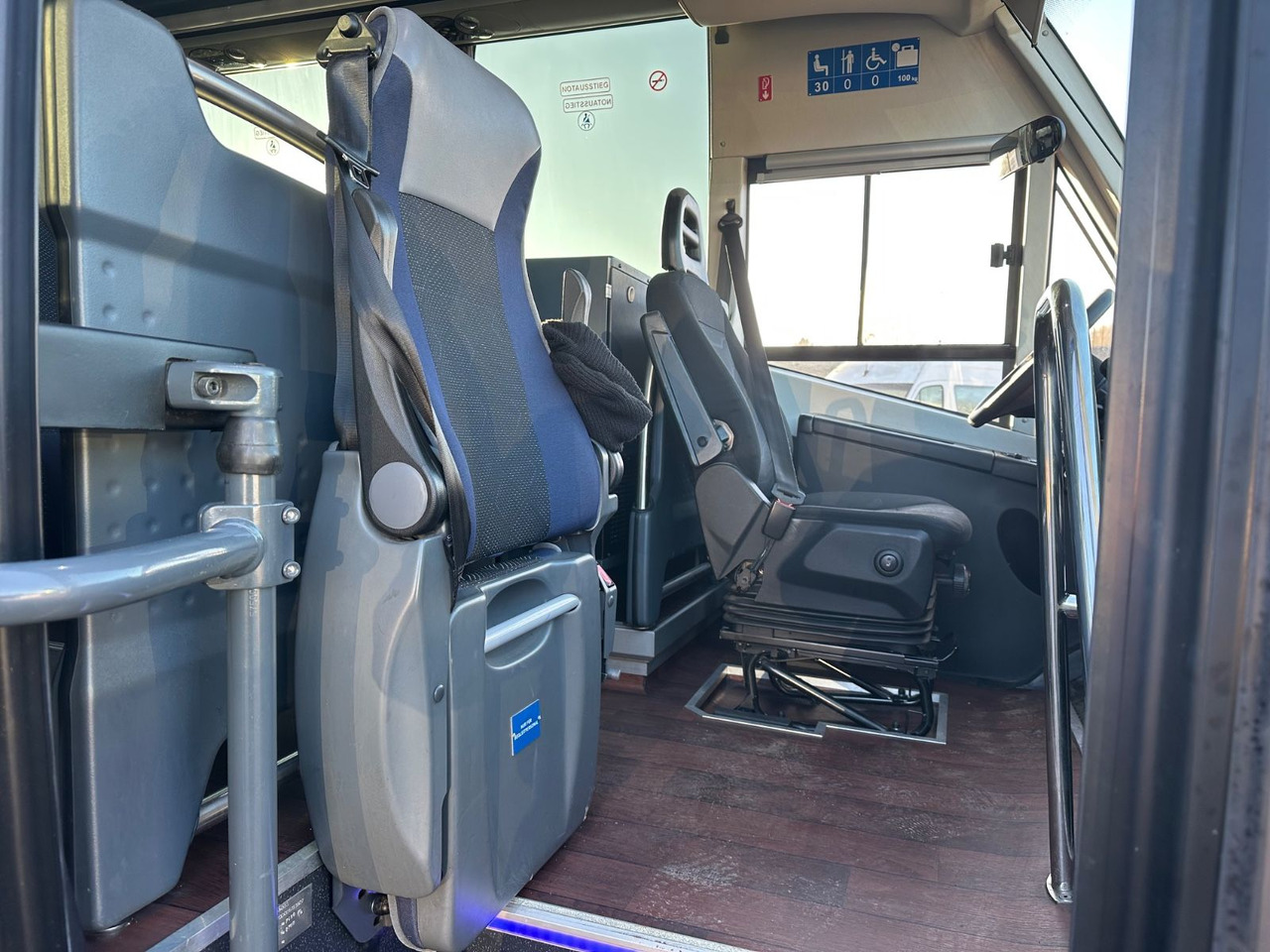 Iveco Maximo 70c18 (TOP*7.5t) Rosero/ Rapido - Mikroautobusas, Keleivinis furgonas: foto 3 Iveco Maximo 70c18 (TOP*7.5t) Rosero/ Rapido - Mikroautobusas, Keleivinis furgonas: foto 3